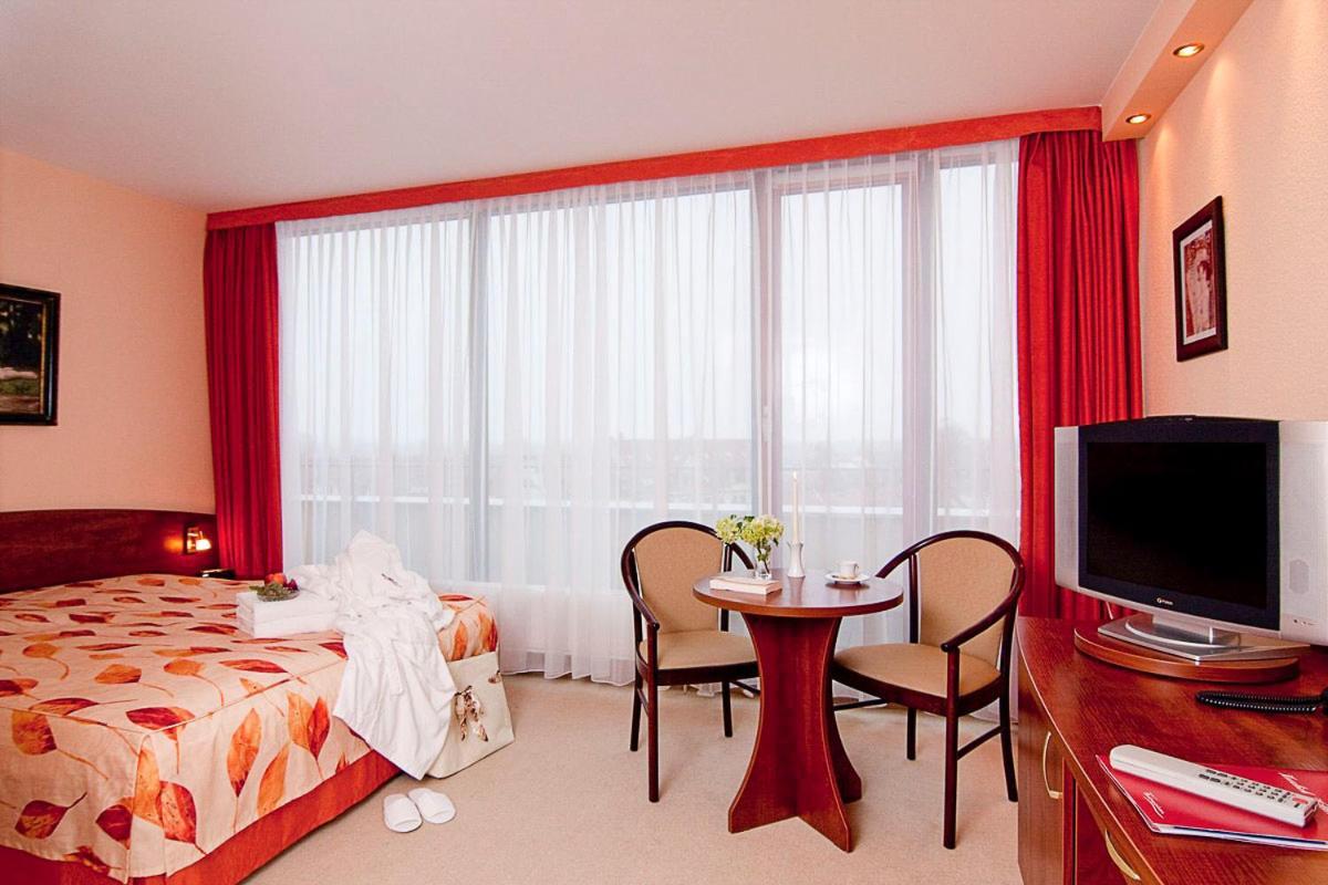 Hotel Balneolum Superior Кведлінбург Екстер'єр фото